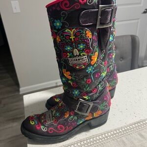 Womens Old Gringo Klak boots , size 8.5, multi color , beautiful stitching